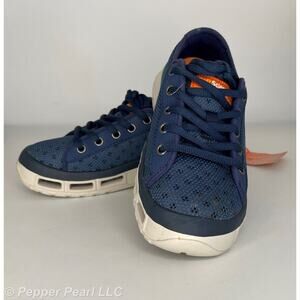 Blue, lace-up Women's Size 6 casual, comfortable, lightweight water resistant